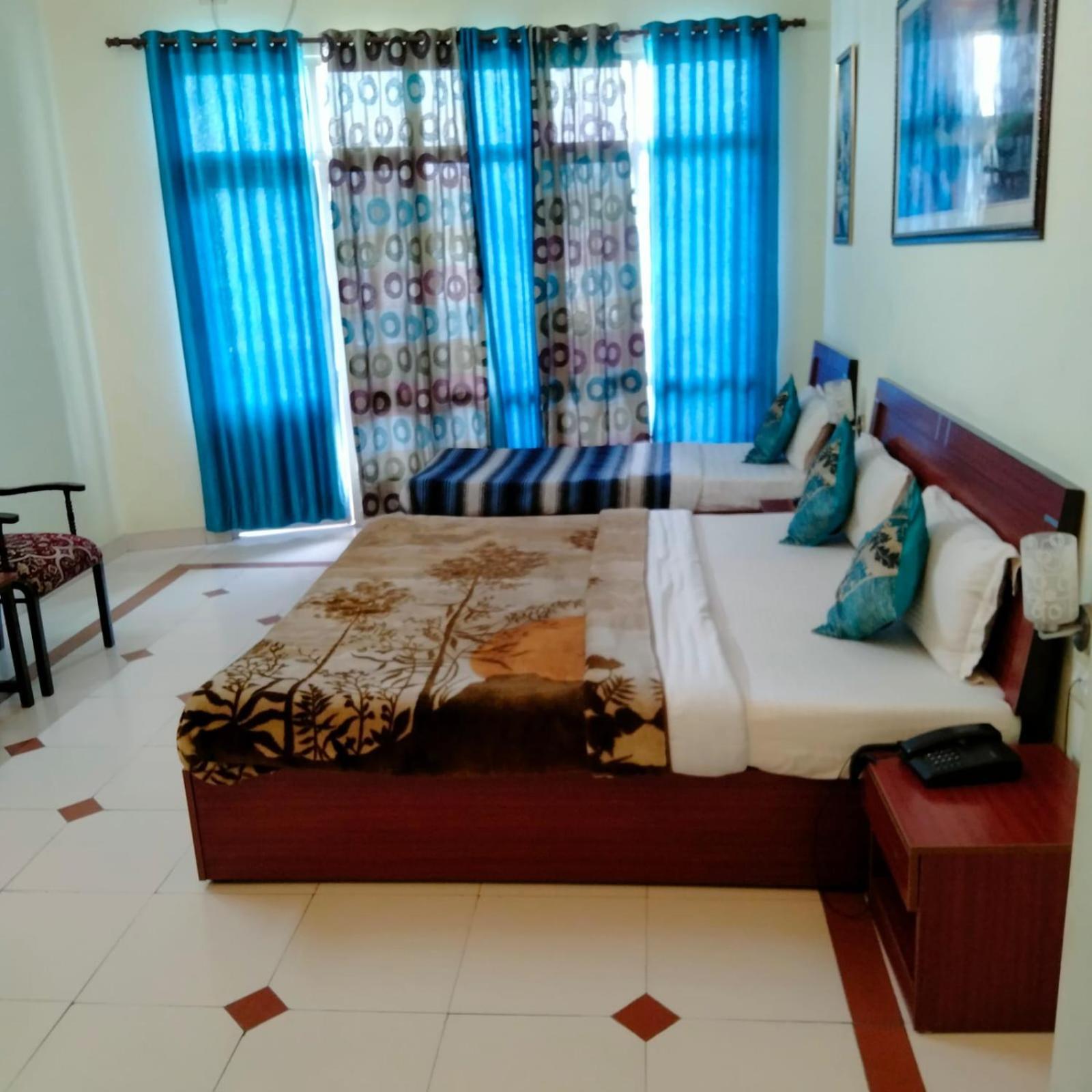 Отель Mid Town Residency Sundarnagar Экстерьер фото